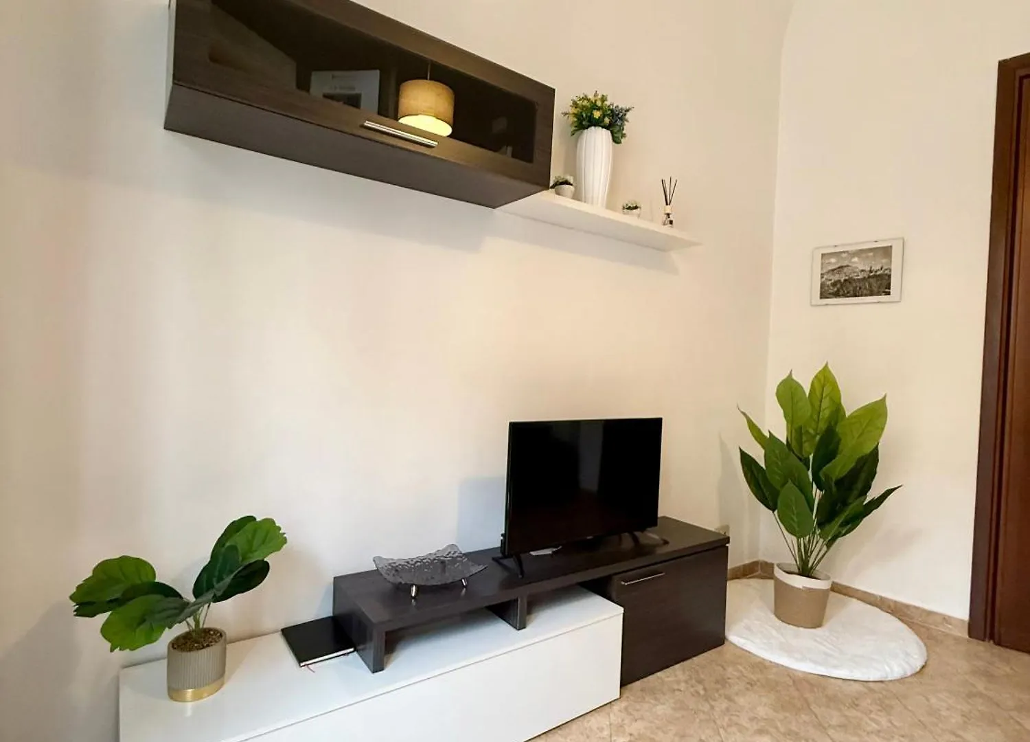 Gigi'S Apartment Palermo 0*,